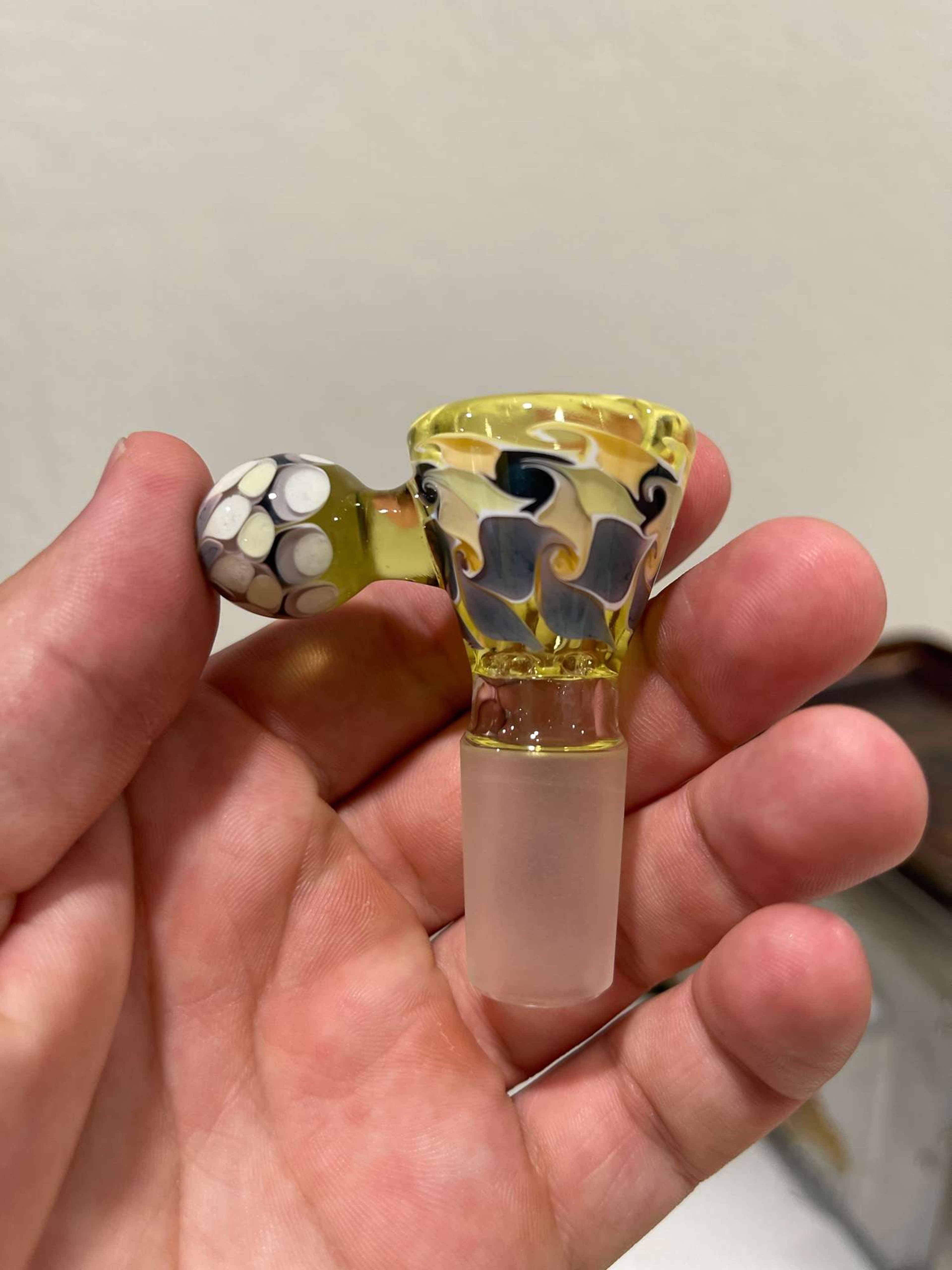 Shamby Glass x Very Good Glass 4-hole Slide image 0