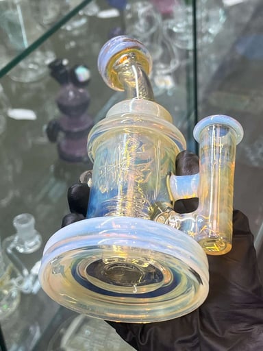 Preview pic of Bronx Fumed Glass Rig