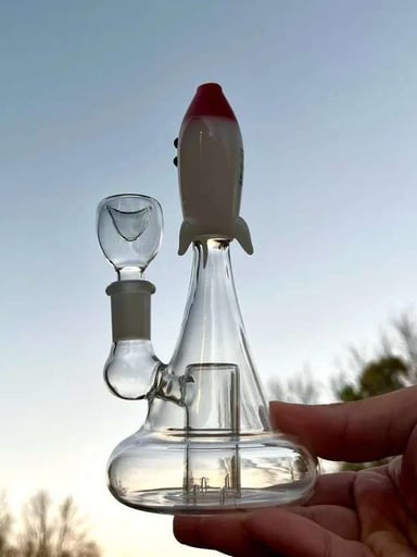 Preview pic of 7" Hemper Rocket Glass Bubbler rig 