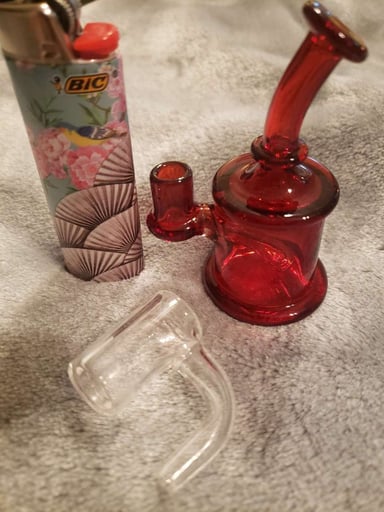 Preview pic of 6 MM Micro Rig with Custom Banger by 7Ten Glass

US MADE