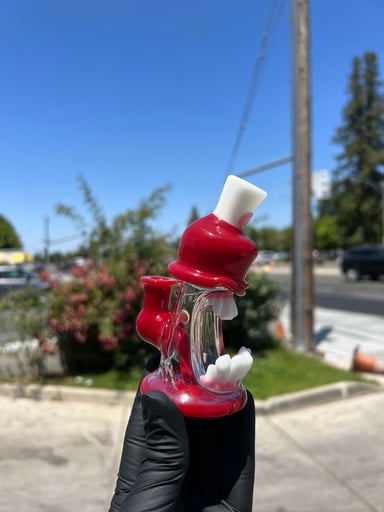 Preview pic of GLASSHOLE - SPRAY PAINT CAN DAB RIG Red Crayon