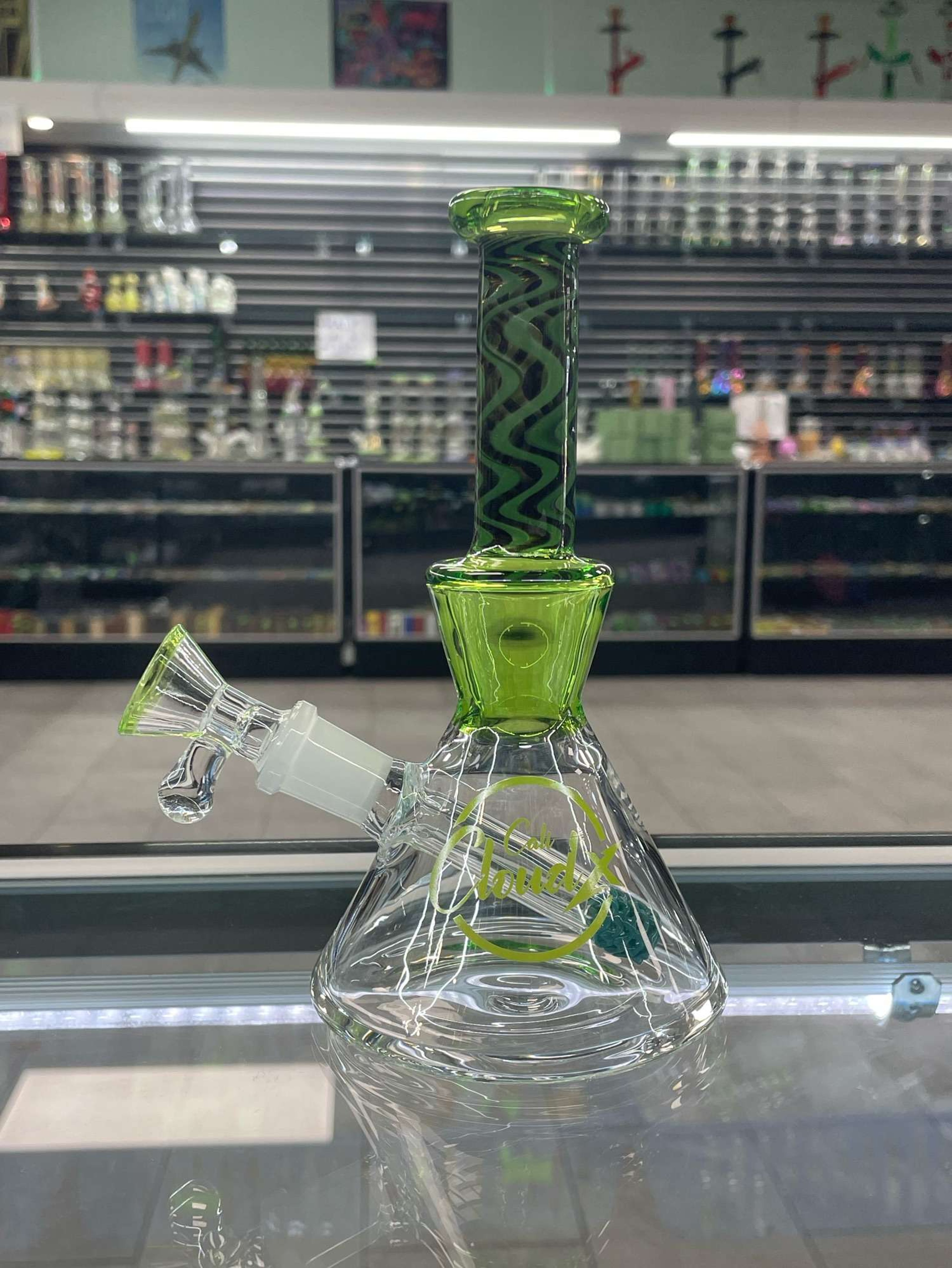 Mini green accented wig wag beaker! image 0