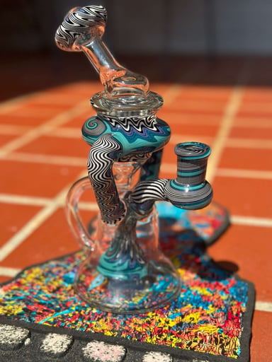 Preview pic of $500/Trade. 14mm Chance Glass dual uptake recycler.