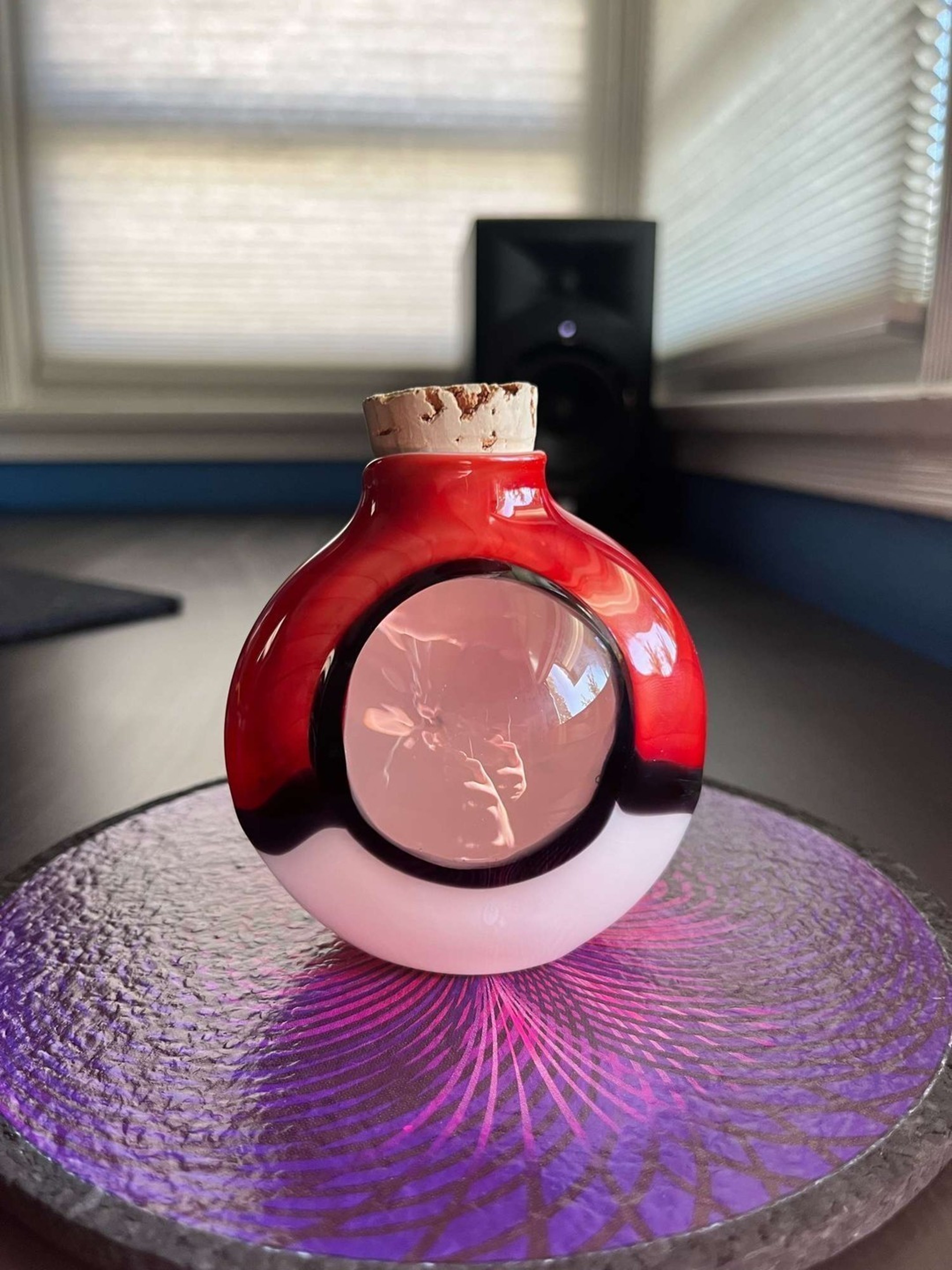 Preview pic of 2019 Holly Ryno Pokéball StashPot