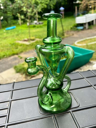 Preview pic of Matt D Glass Recycler
