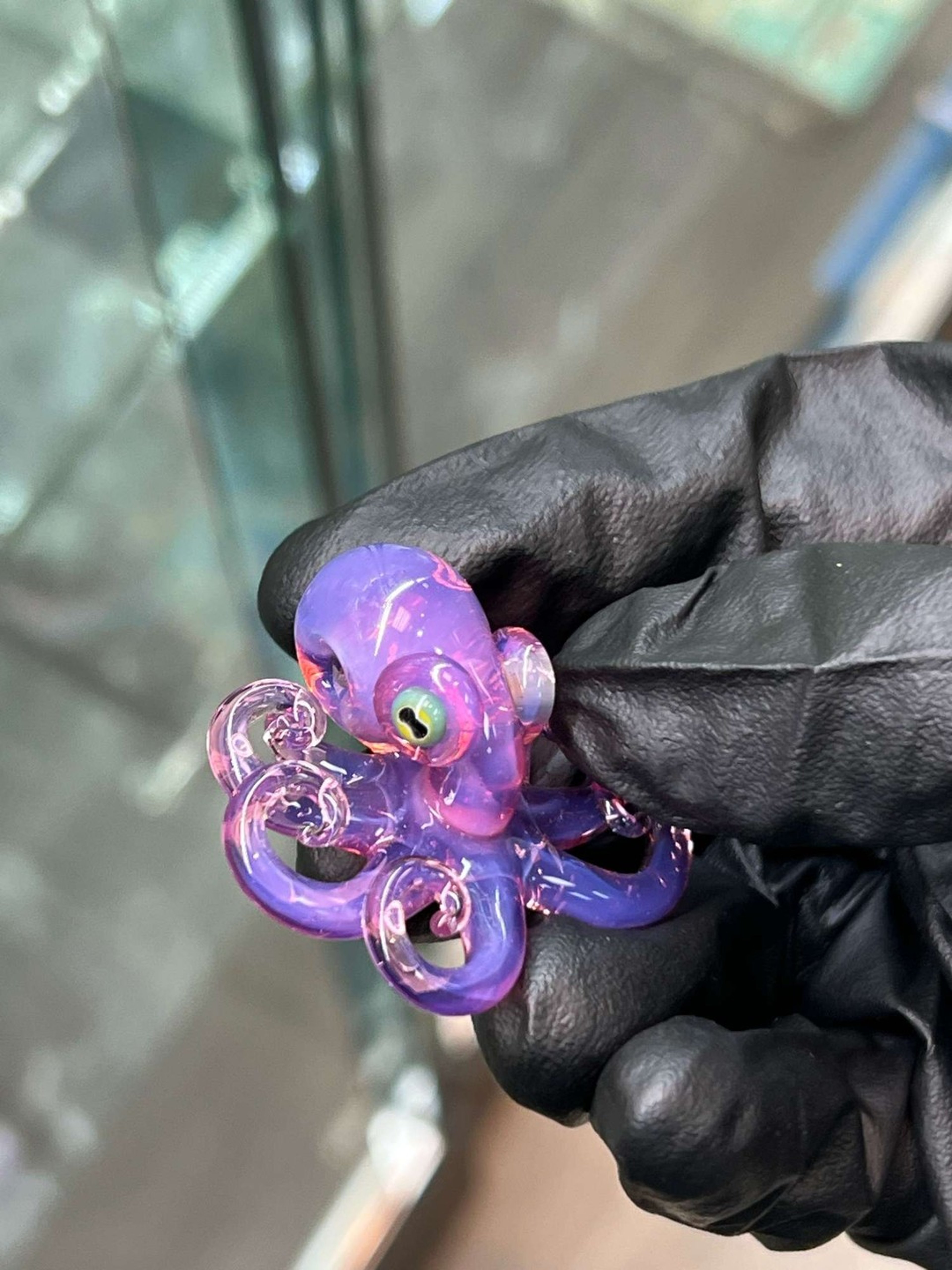 Preview pic of Liz Wright Glass Rosealine Octopus Pendant