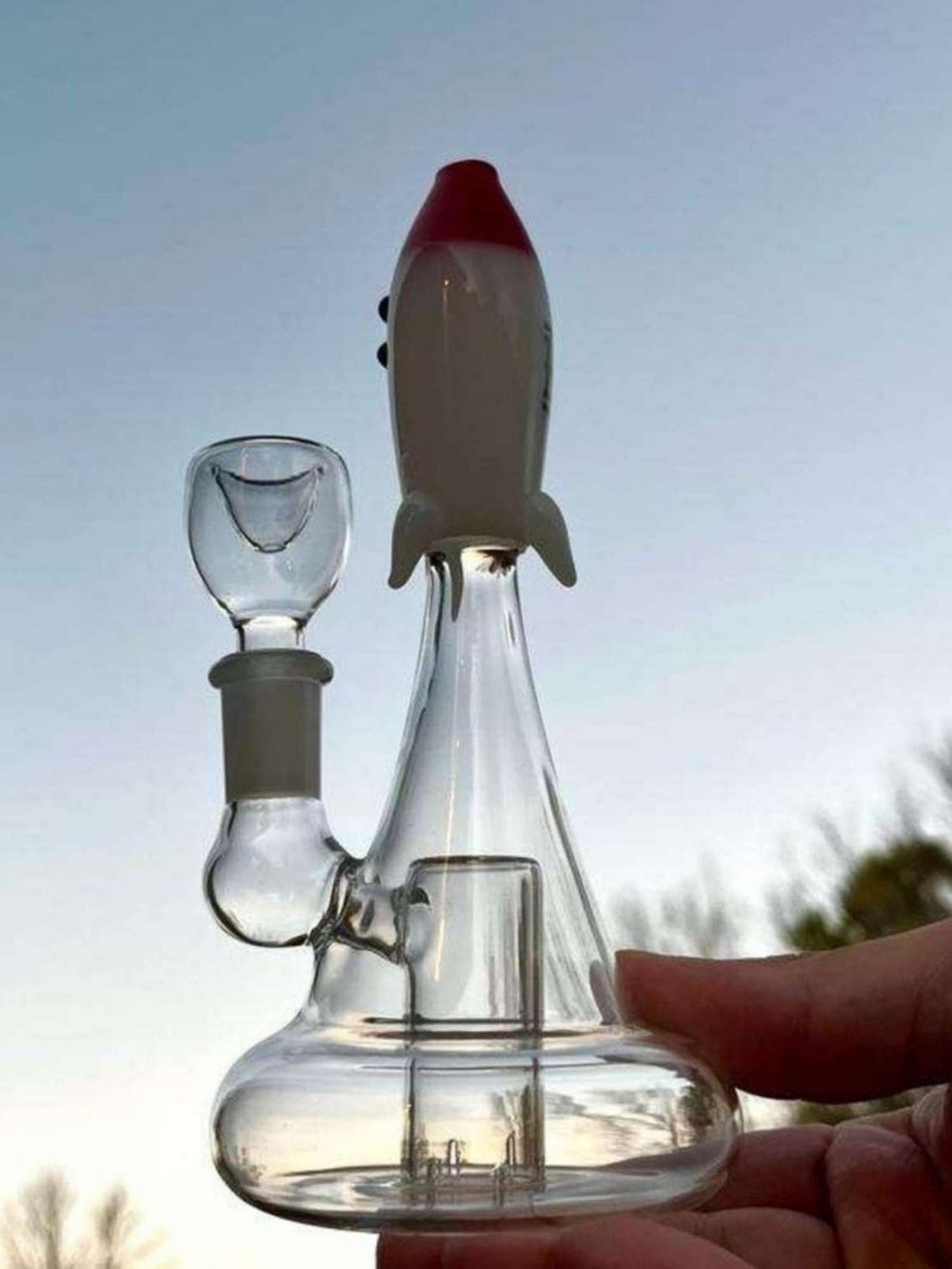 Preview pic of 7" Rocket Recycler Glass Rig
