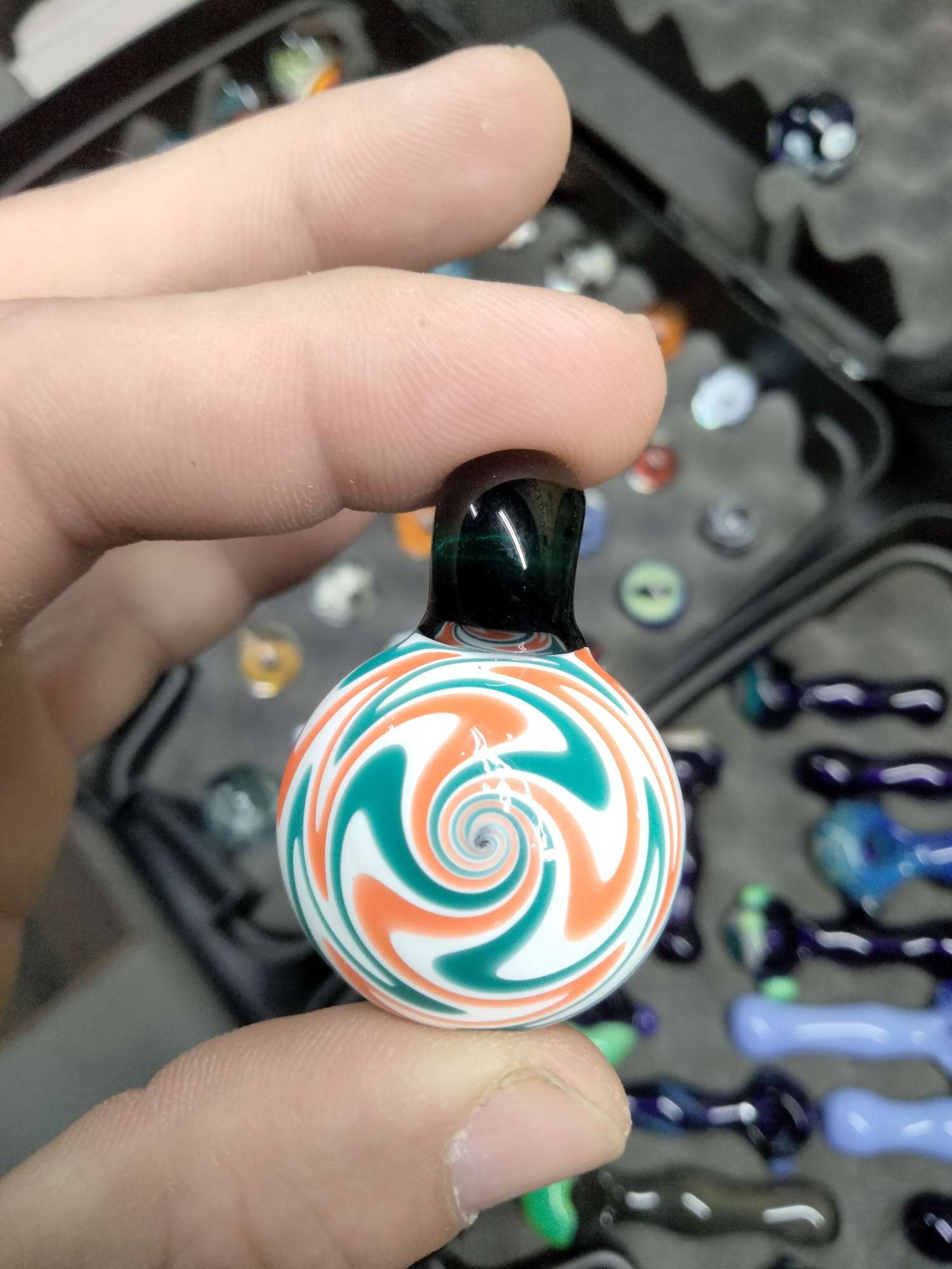 Preview pic of Orange and Teal WigWag Pendant 