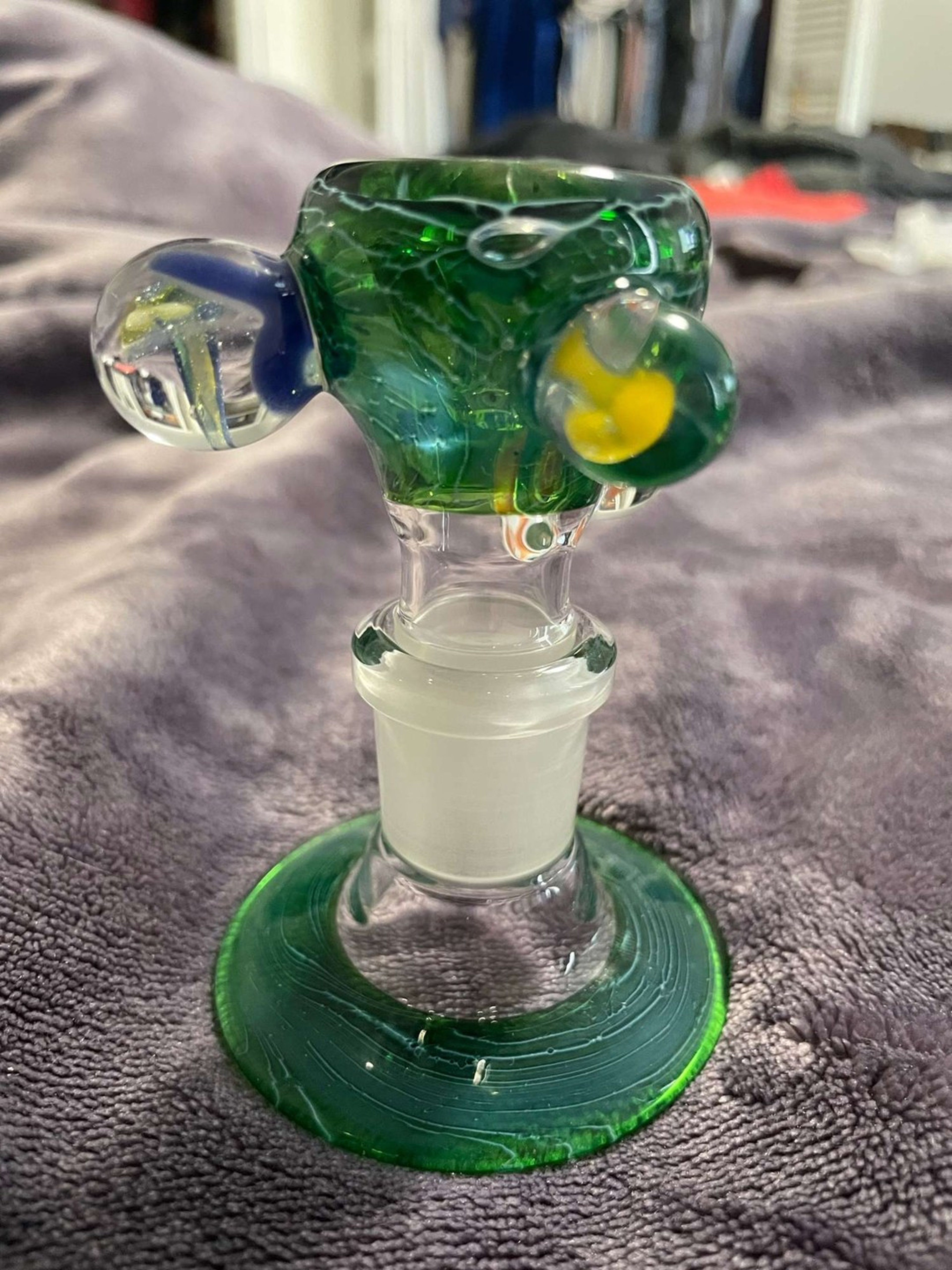 Green Mushroom Bowl Piece and Stand image 0