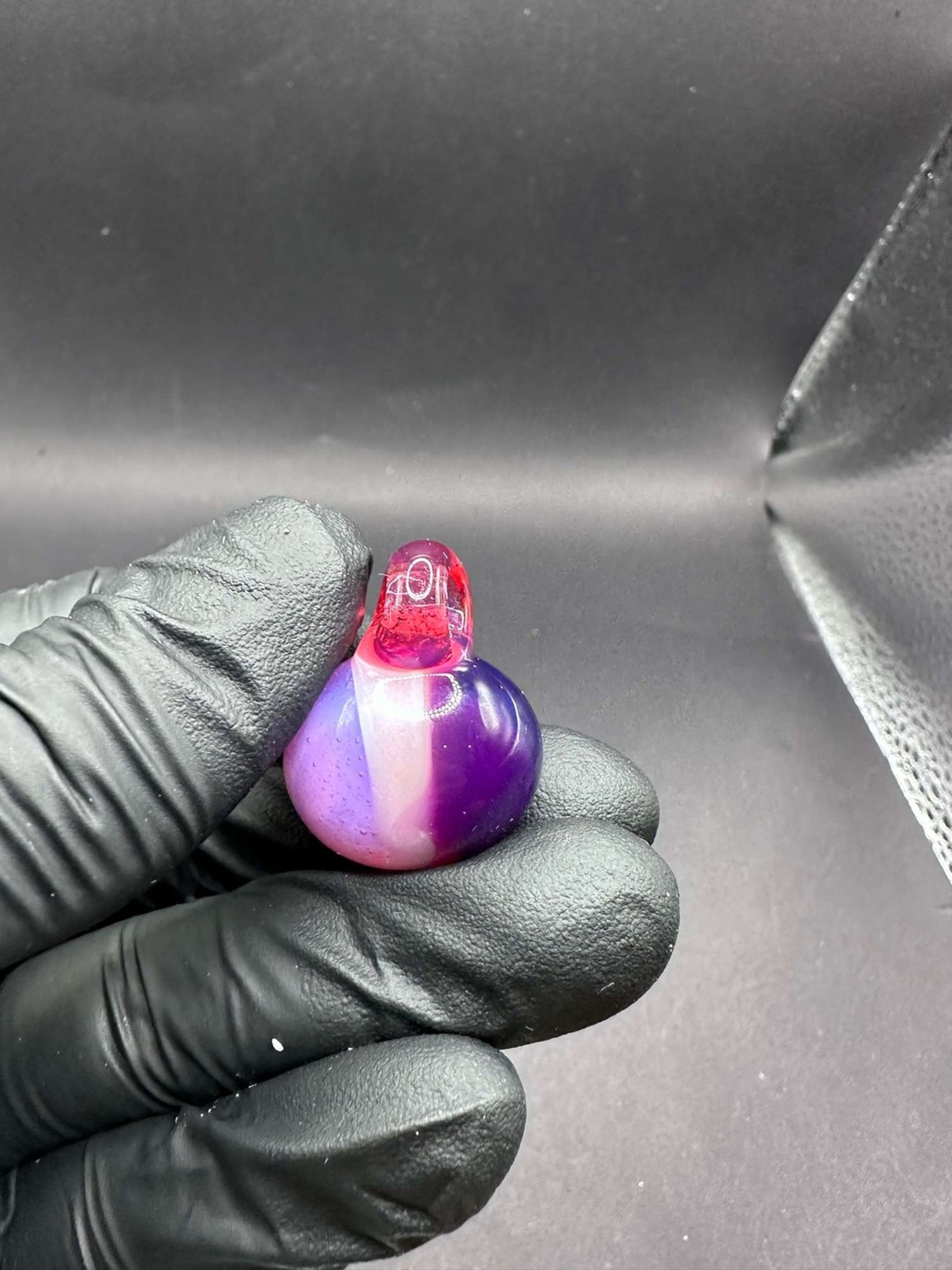 Preview pic of Pink pendy 