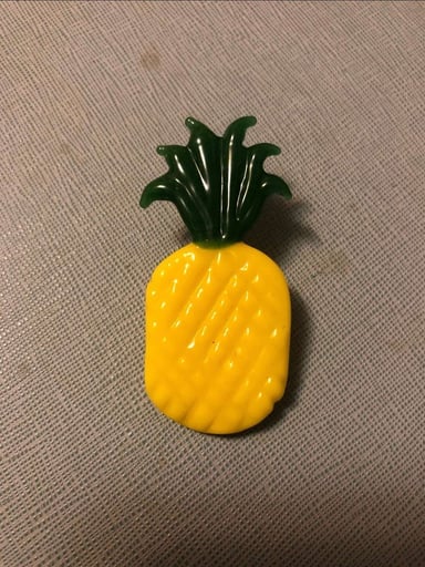 Preview pic of Pineapple pendant