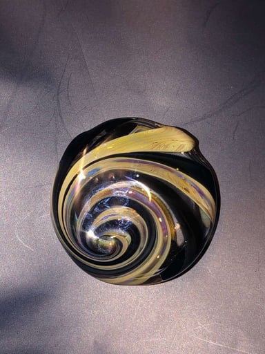 Preview pic of Swirl pendant