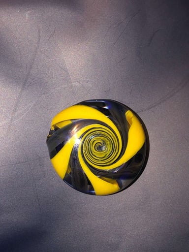 Preview pic of Swirly pendant