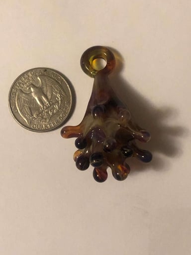 Preview pic of Drippy pendant