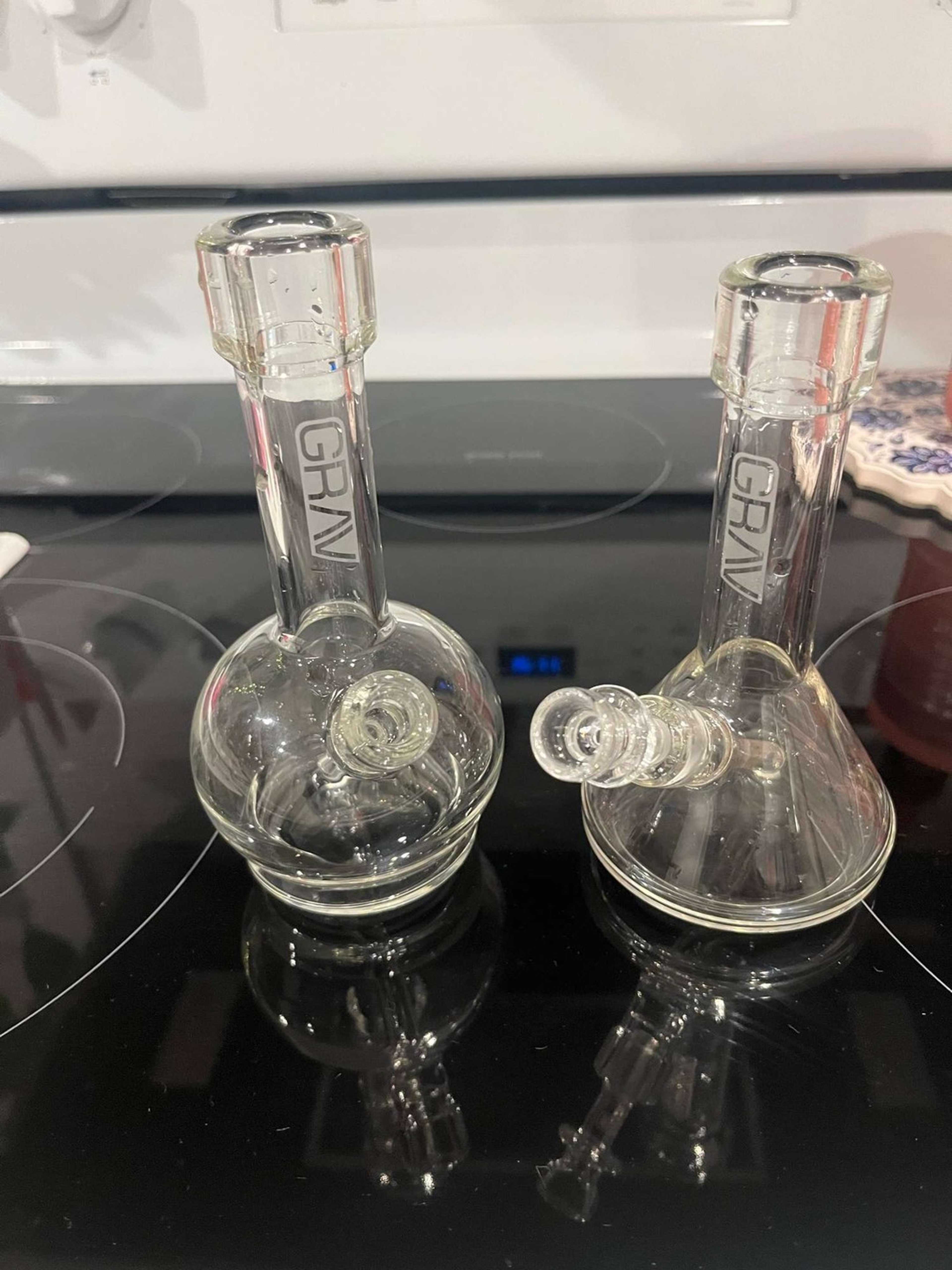 Grav Lab mini Beaker and Bubble bottom image 0