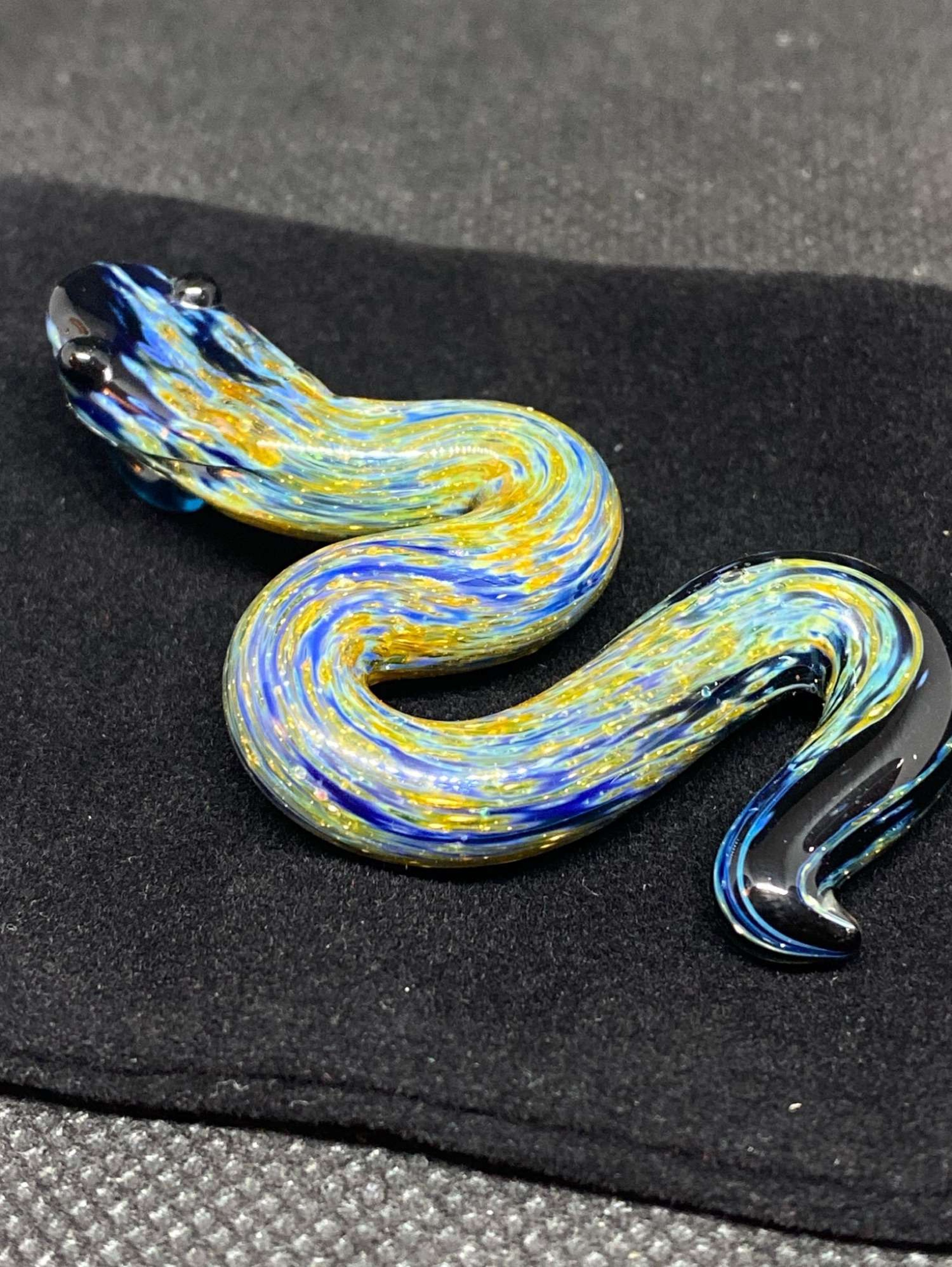 Preview pic of Space Snake Pendant