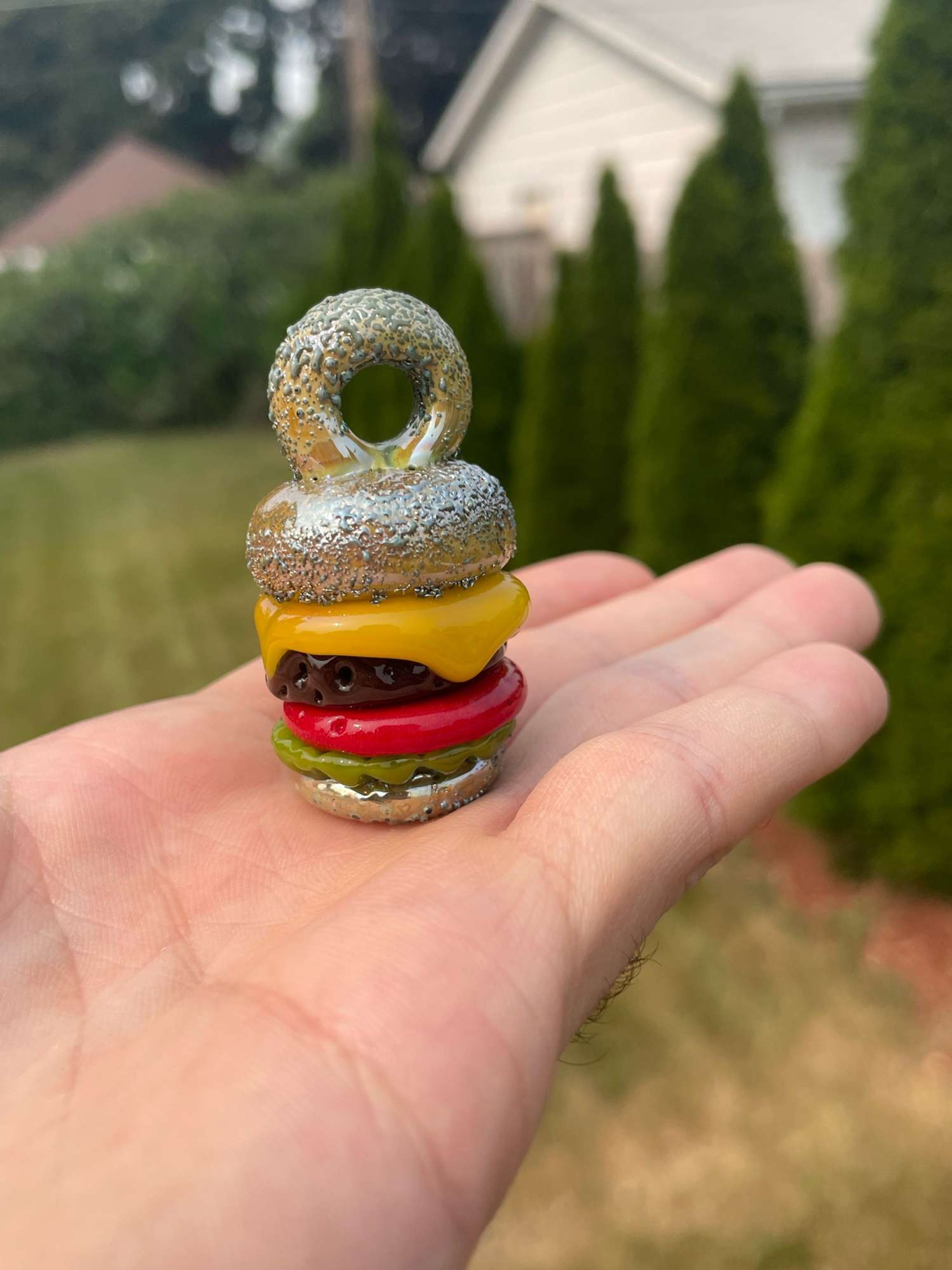 Dani_boo_glass burger! image 0