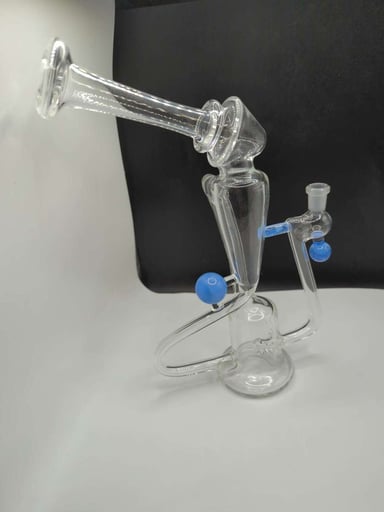 Preview pic of 10mm Recycler by @kiba_glass