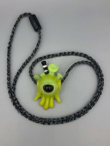 Preview pic of Ouchkick Alien Pendy 2022