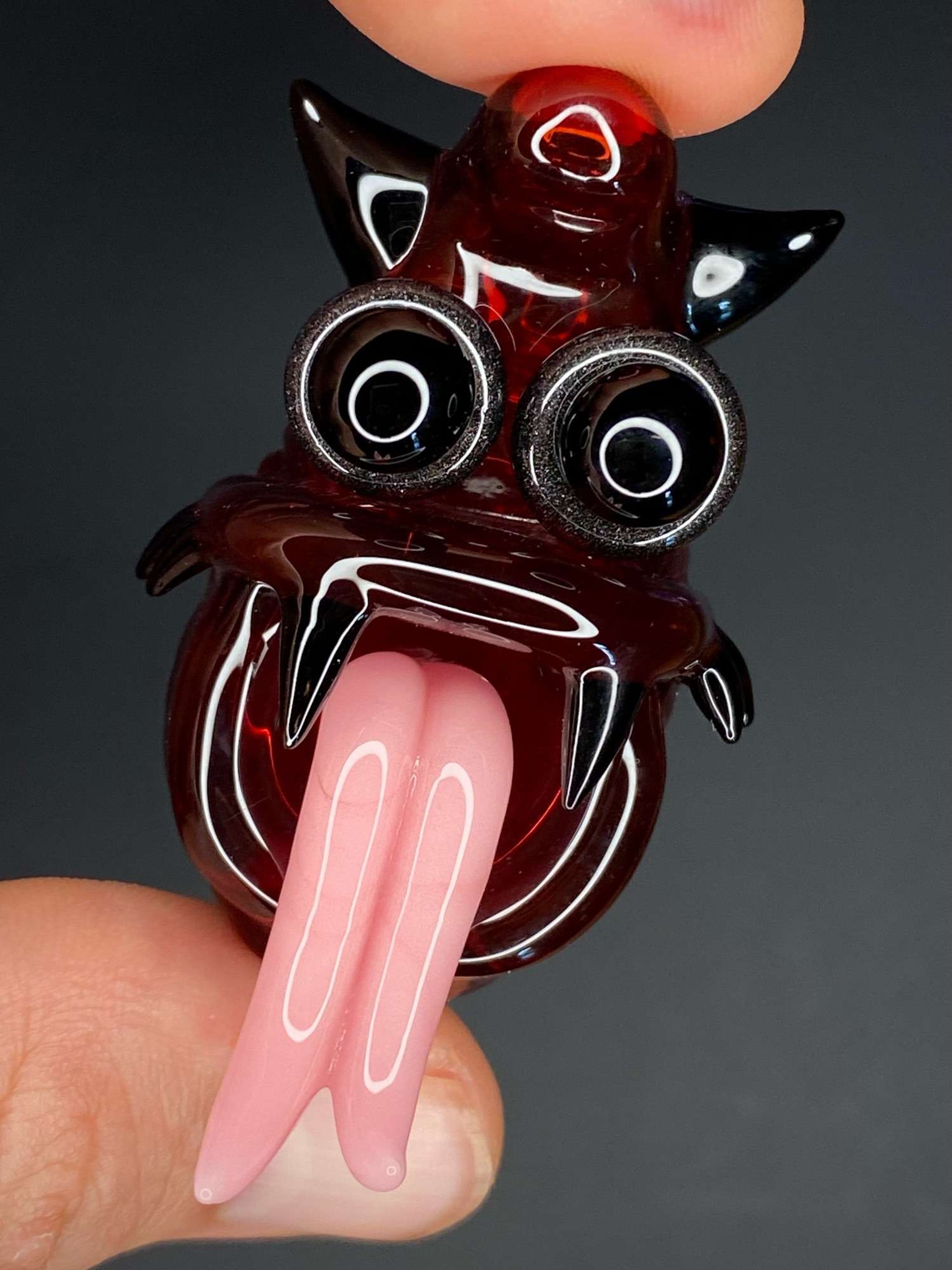 Preview pic of DABSON Devil Liz King Pendant