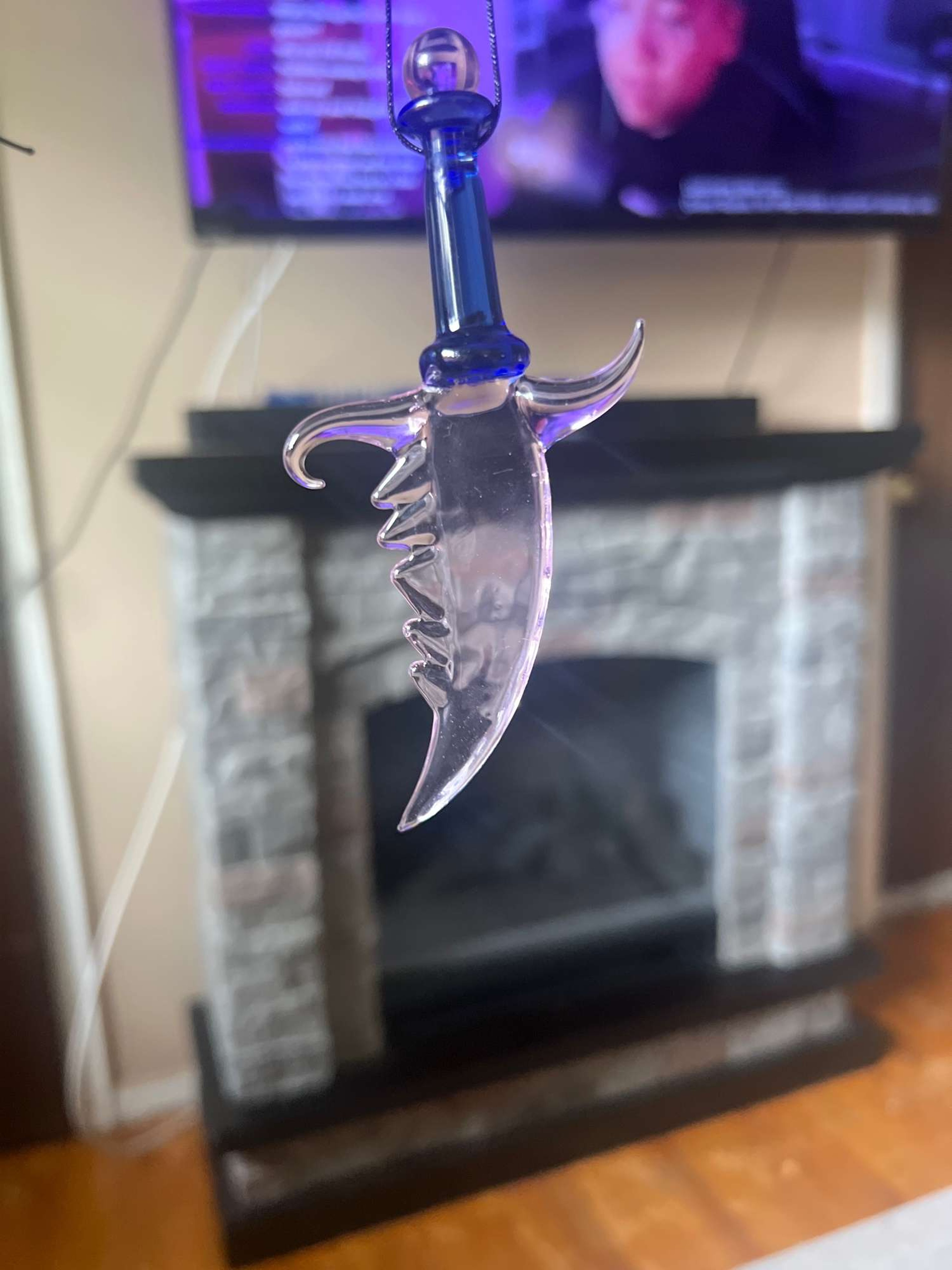 4.5” Scimitar Pendant w/ Necklace image 0