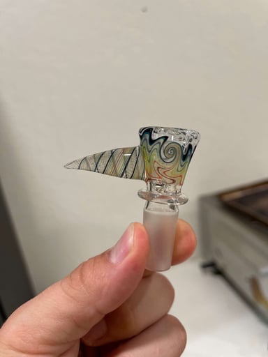 Preview pic of Mike Fro 14 mm slide