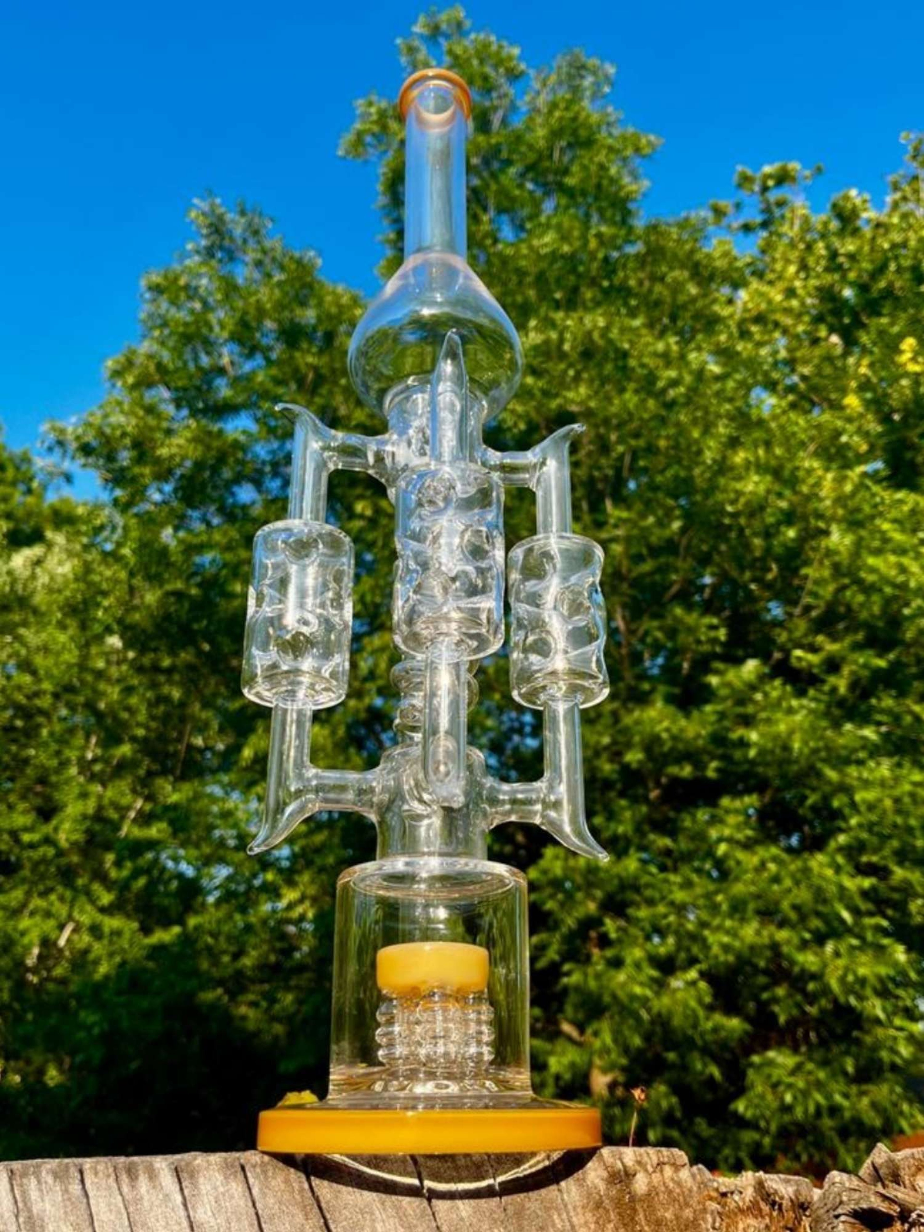 Unparalleled Glass Bong Recycler Rig image 0