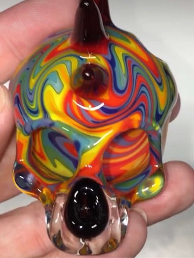 Preview pic of Skull pendant 5