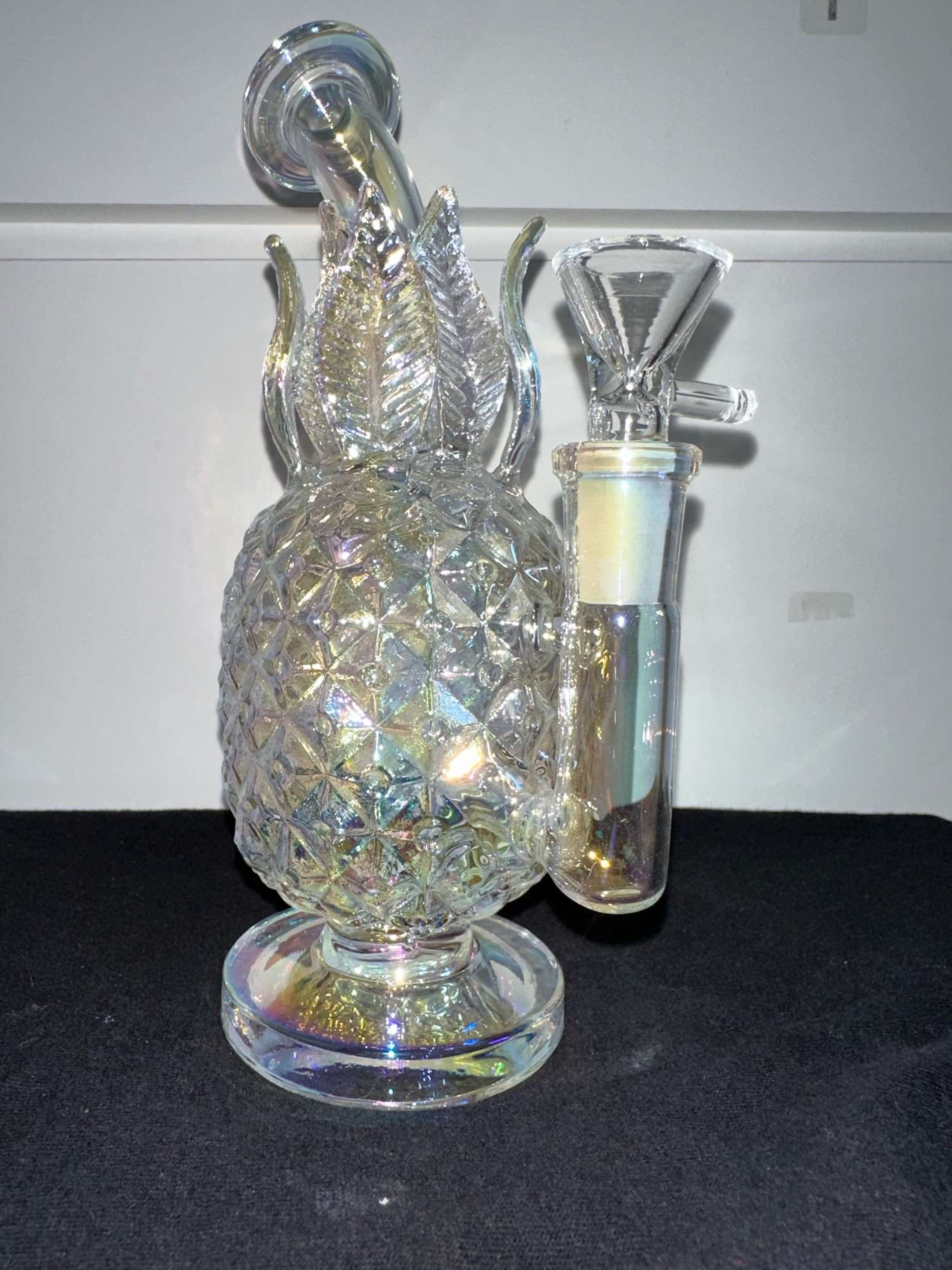 Preview pic of CUSTOM PINEAPPLE BONG/RIG NO RESERVE!