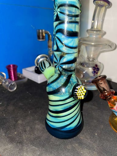 Preview pic of @ianmichealglassart X EricAnders