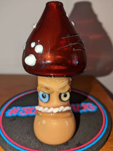 Preview pic of Red Space glass mushroom