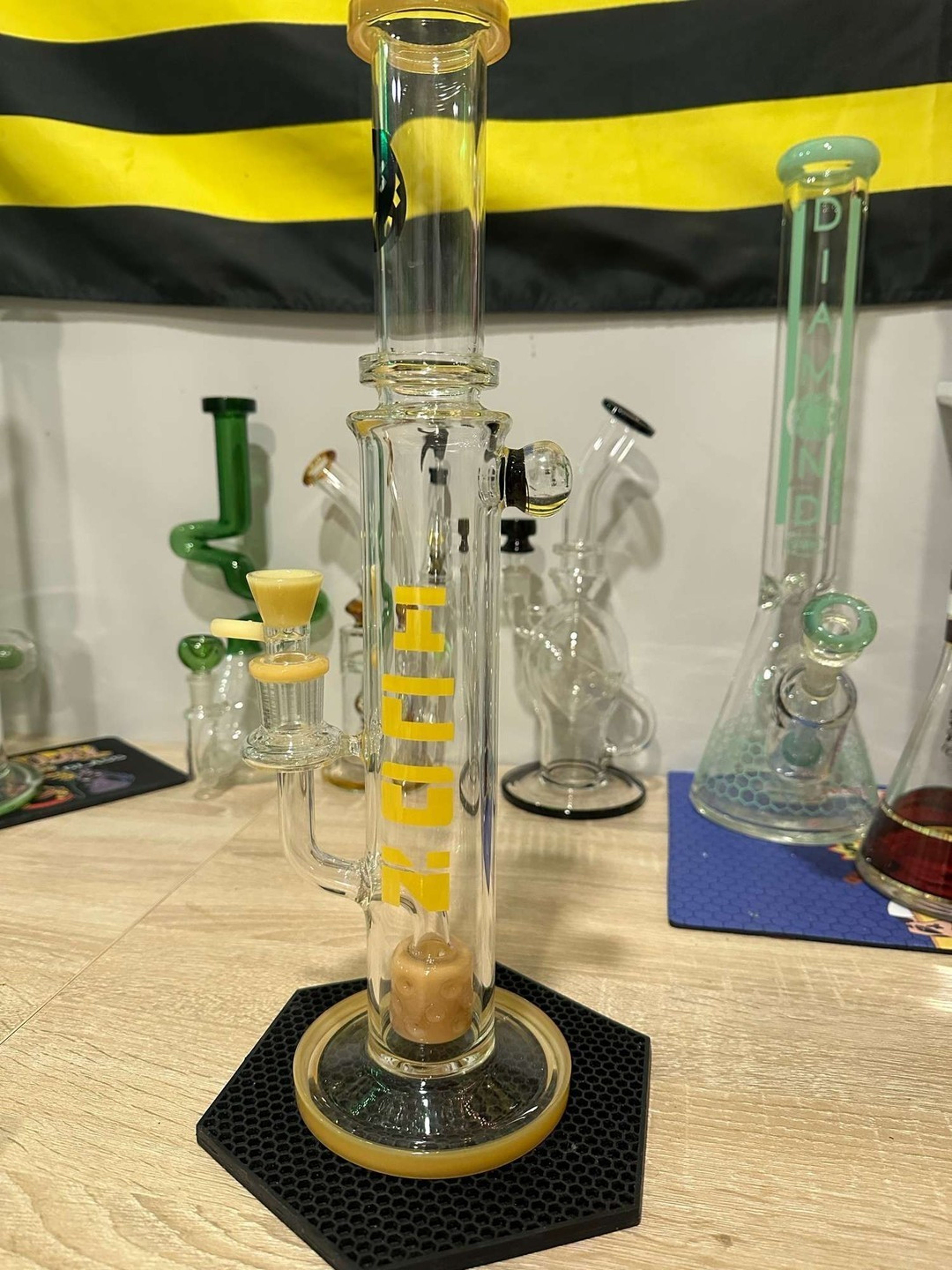 Preview pic of Icon straight bong