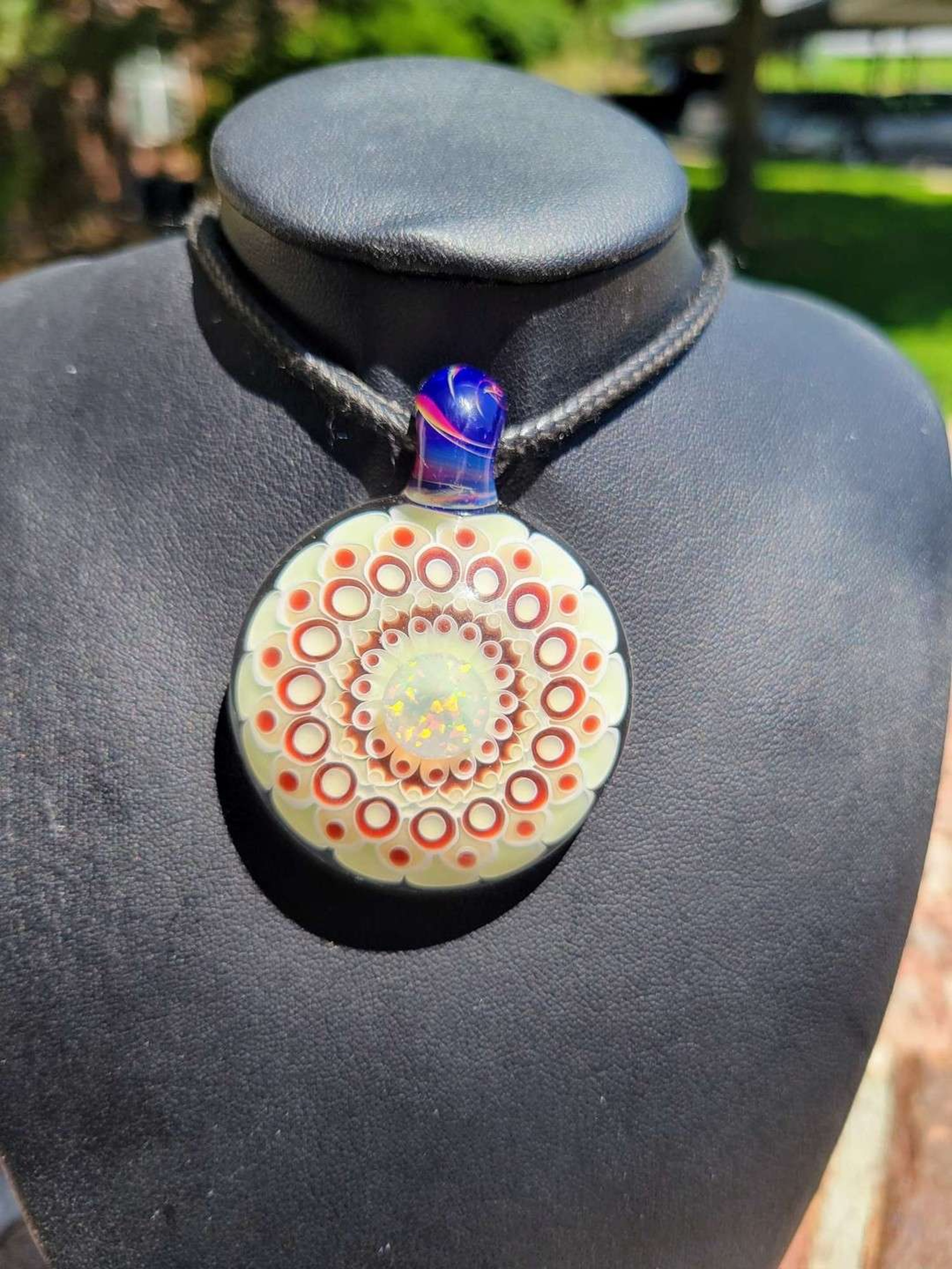 XL opal Oluoure glass image 0