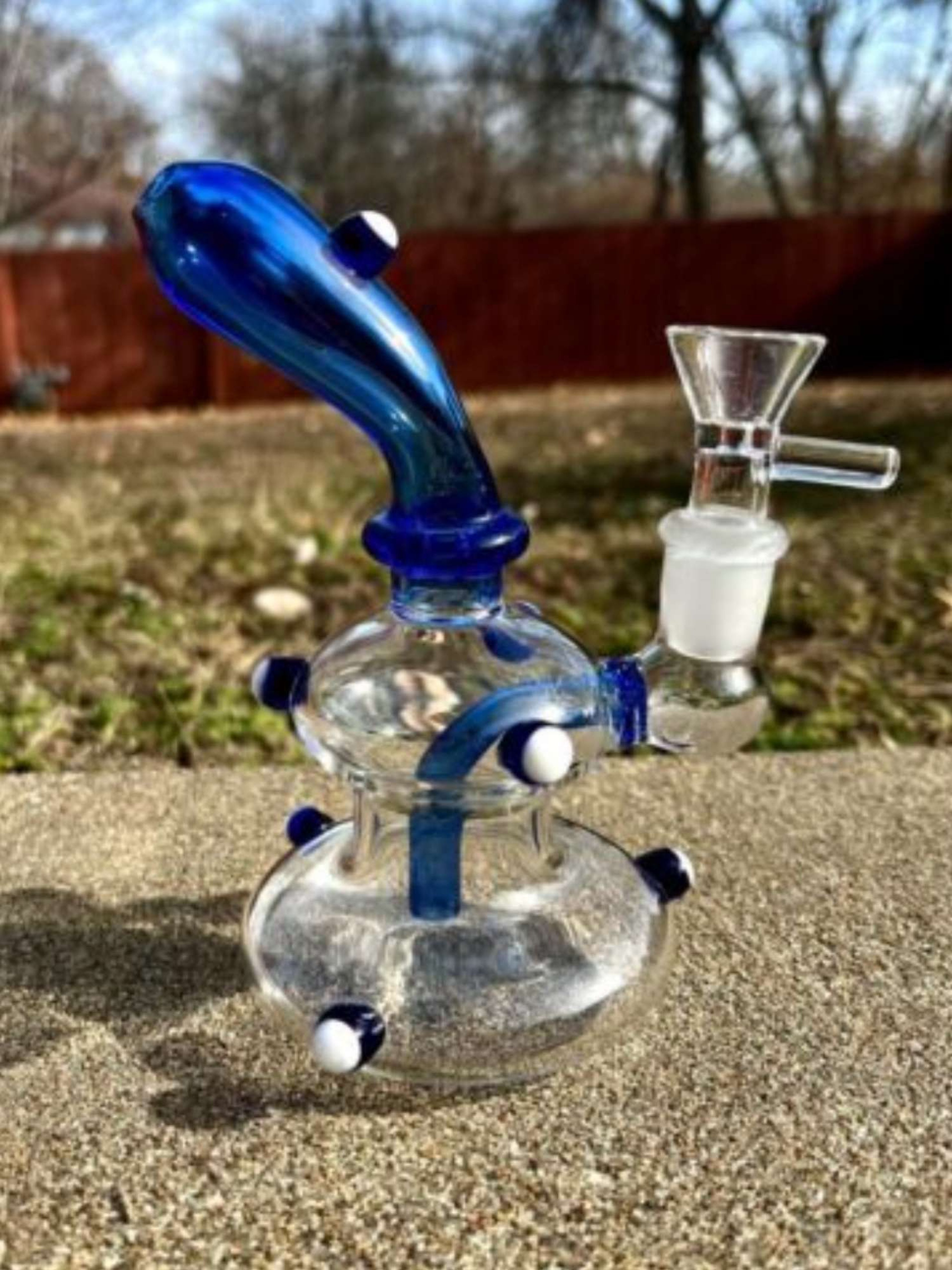 6" Blue Mini Ducklings Recycler Beaker Rig Or Bong
image 0