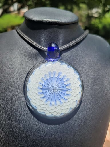 Preview pic of WR.glass dot stack pendy