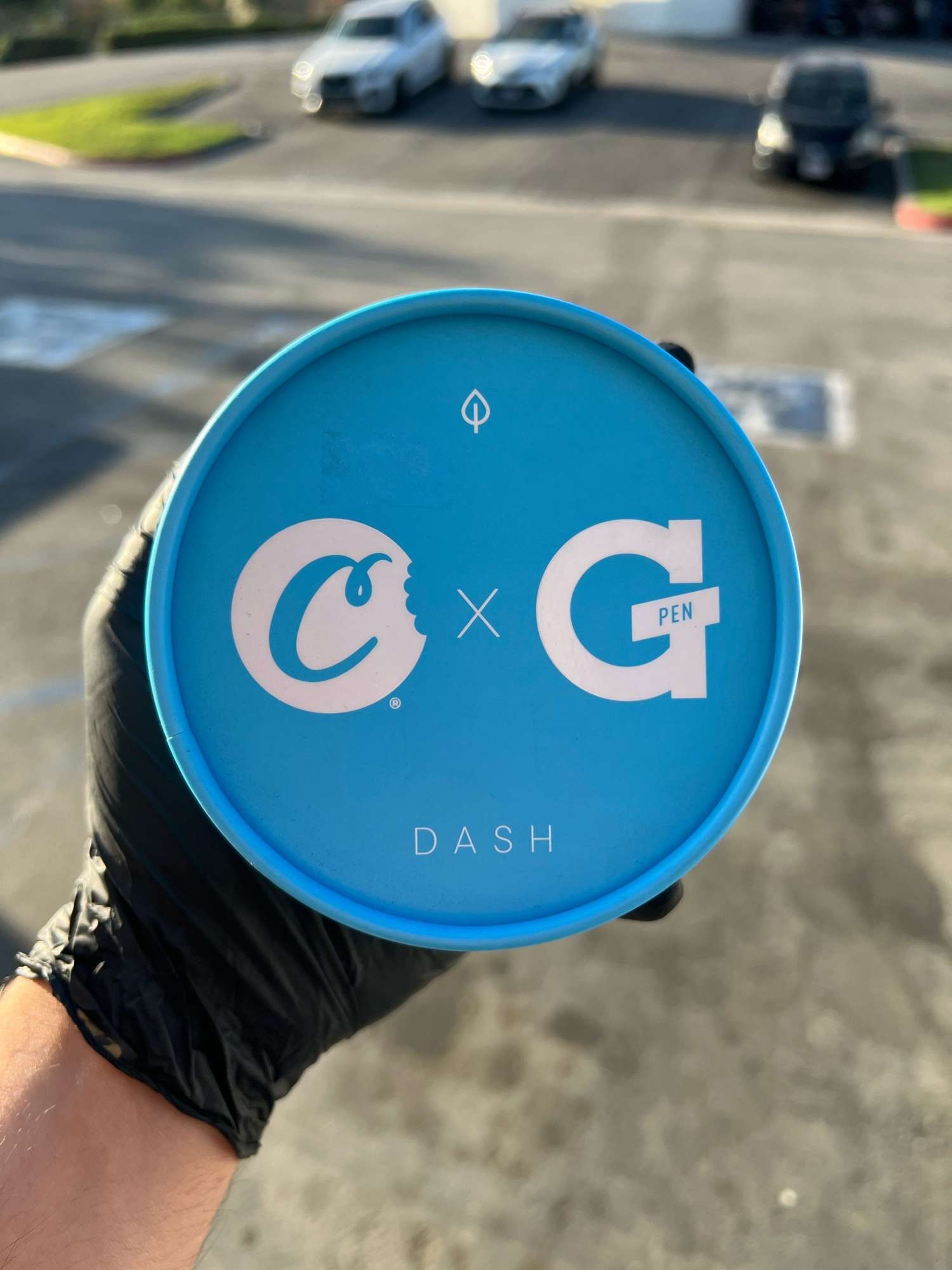 Preview pic of Dash Gpen X Cookies collab