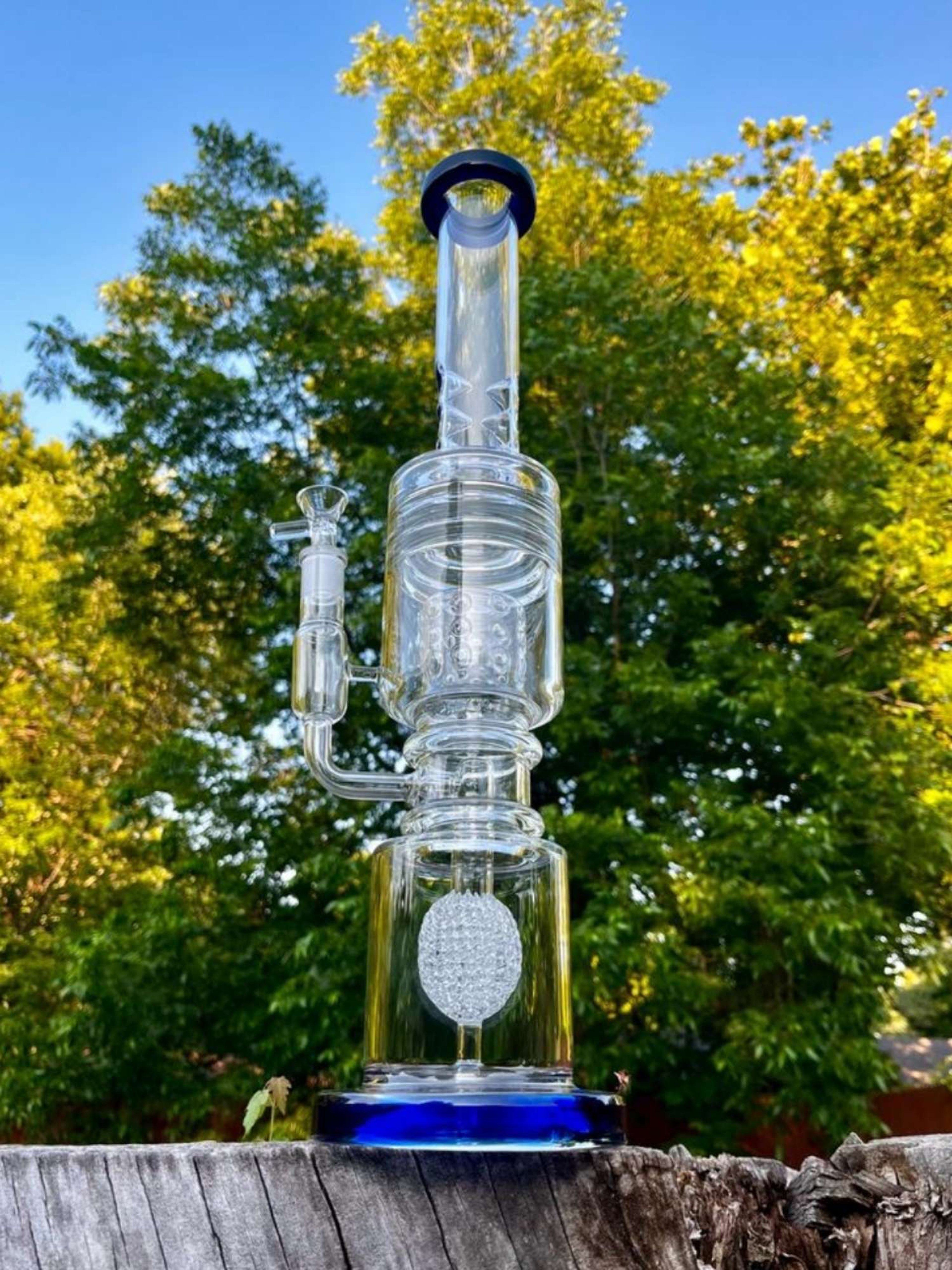 Preview pic of 19 Inches Huge Glass Bong