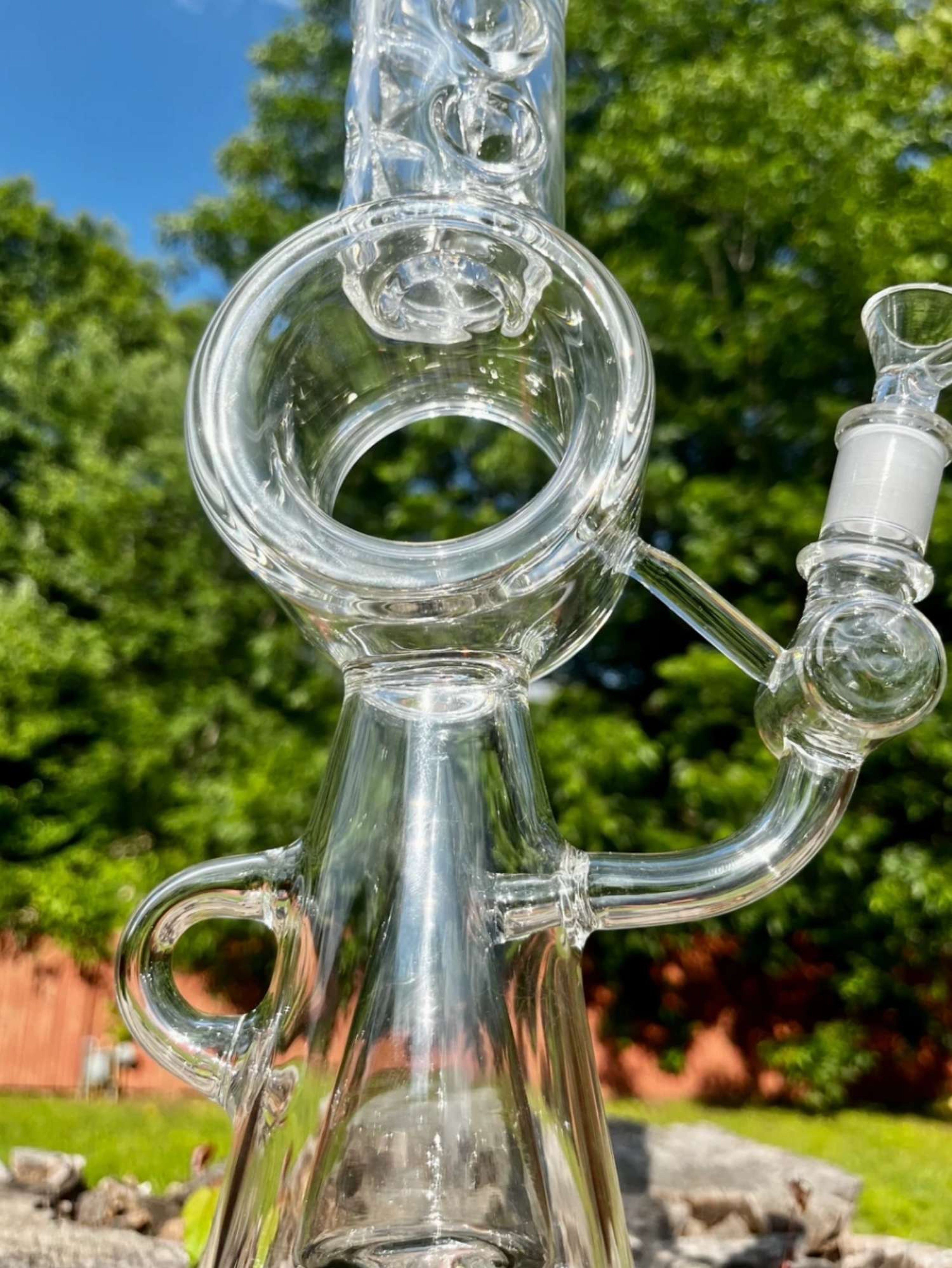 Premium 18-Inch Glass Water Pipe image 0