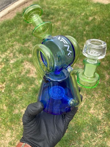 Preview pic of THE DOUBLE RAM RECYCLER 8”