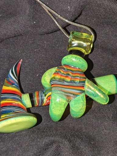 Preview pic of Rainbow green hammer and hand