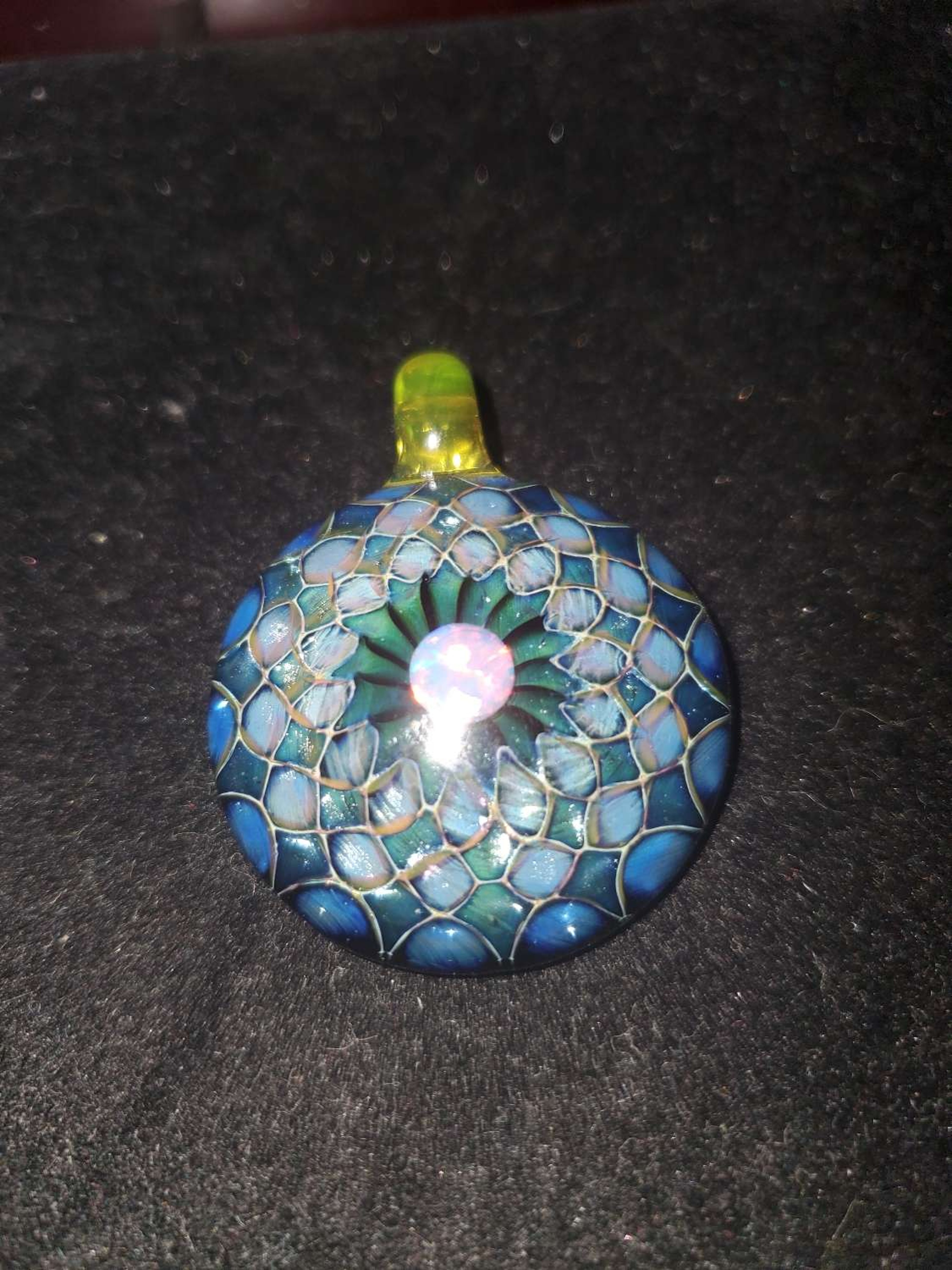 Dotboxkid pendant image 0