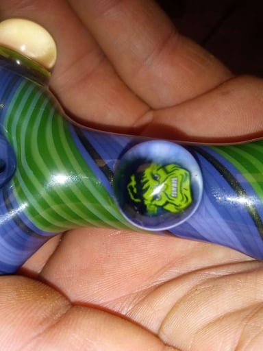 Preview pic of Hulk vs Thanos Handpipe