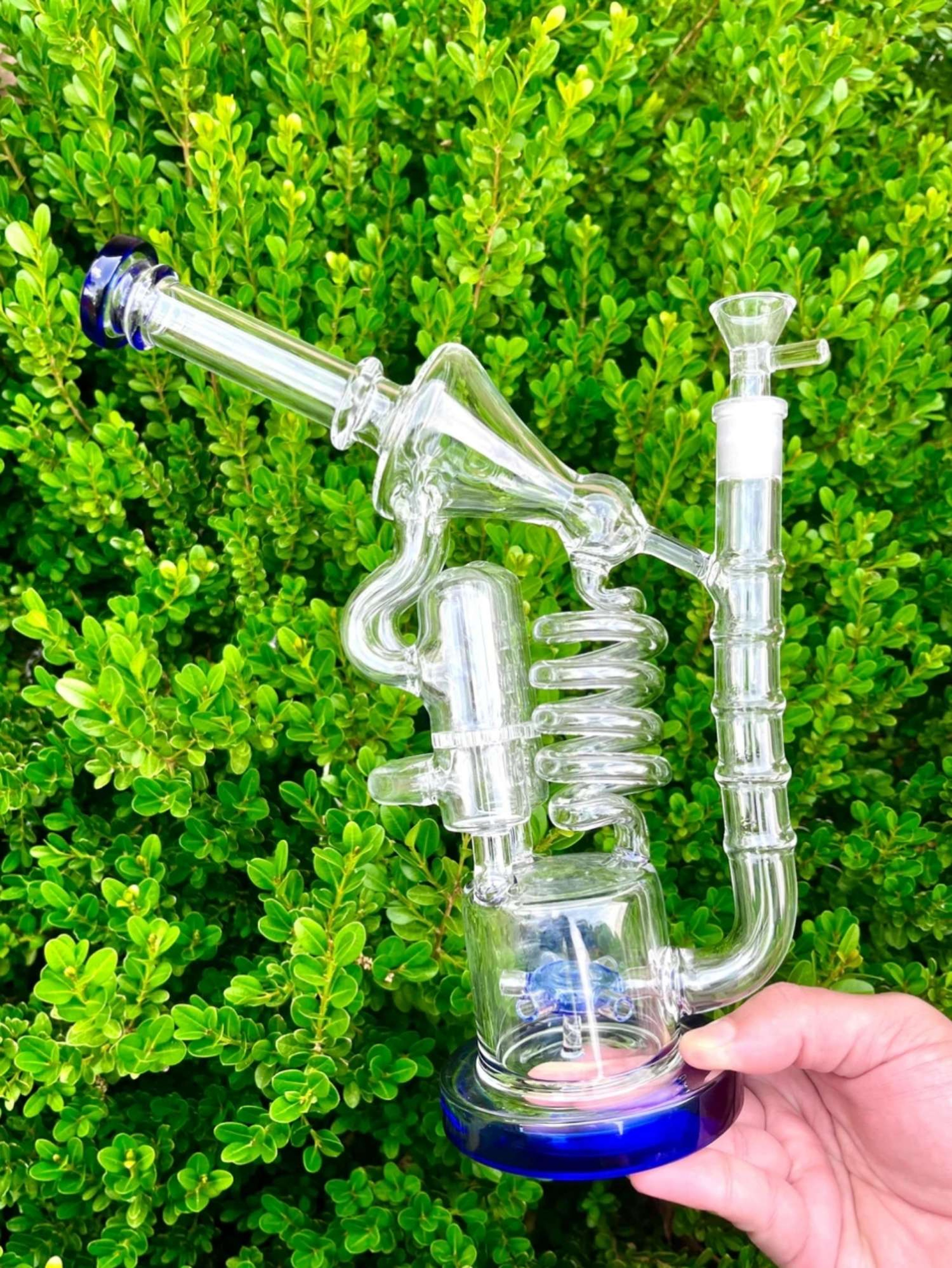 13" Scientific Bent Neck Water Pipe image 0