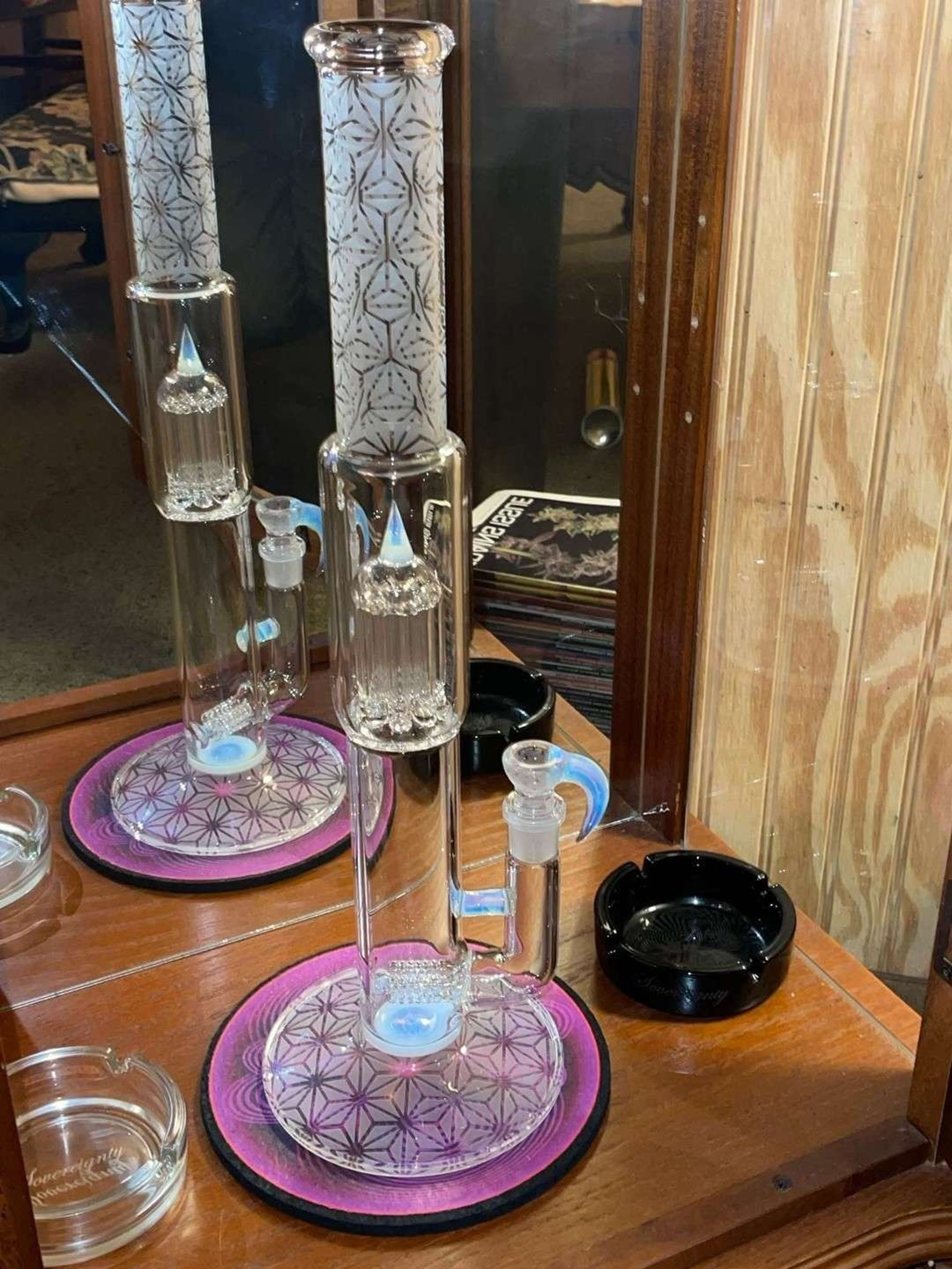 Sovereignty Glopal patterned 3/8 image 0