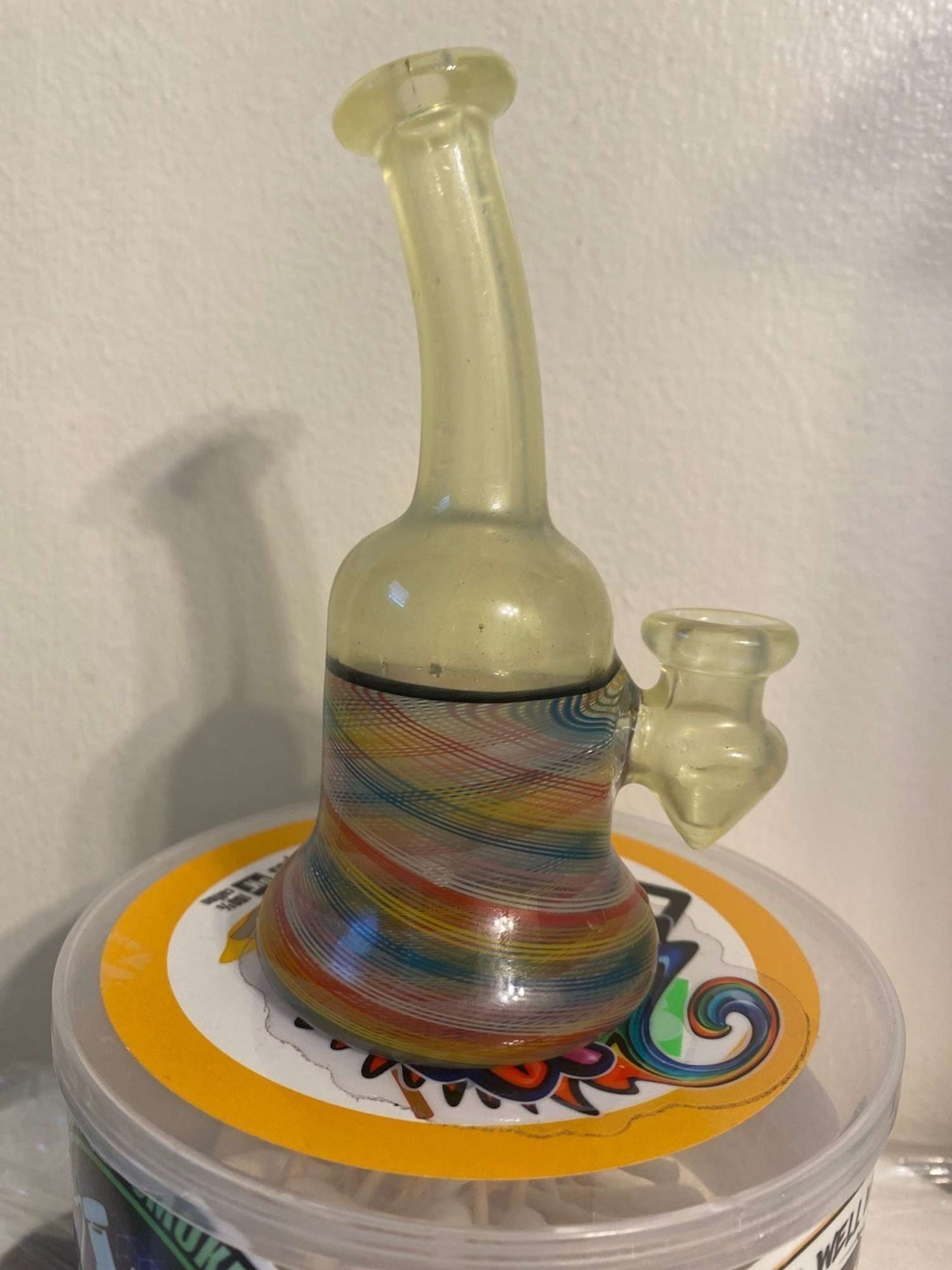 Preview pic of Likewize glass retti hetti mini CFL hanger