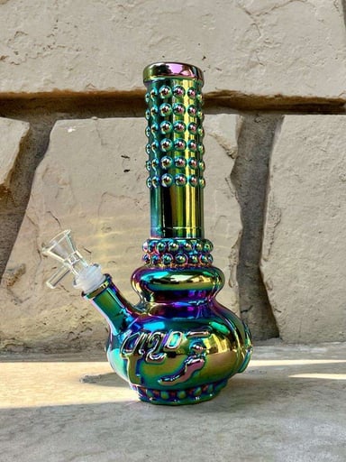 Preview pic of 8" Metallic 420 Glass Beaker Bong Rig 