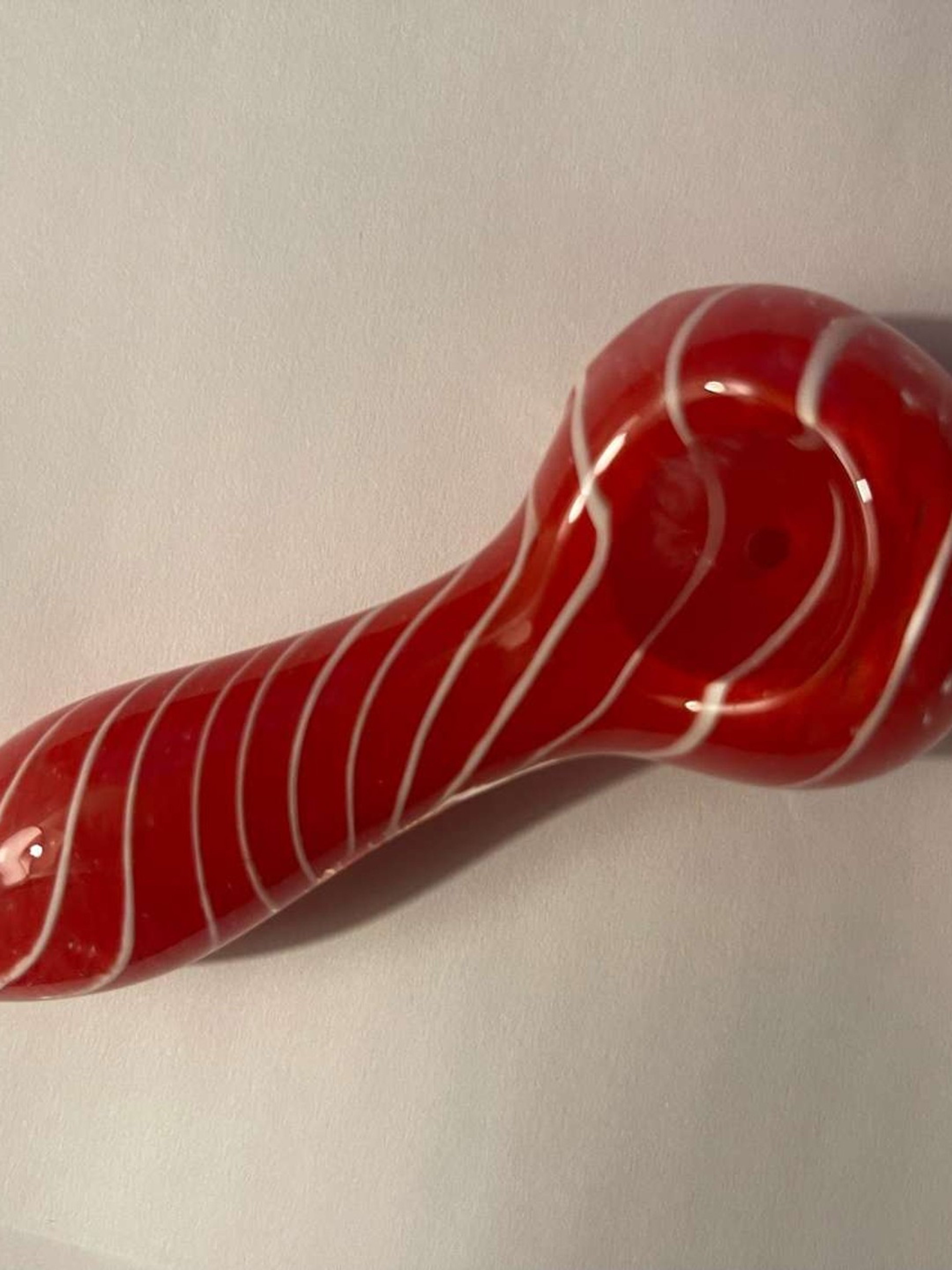 Red White Spoon Smoking Glass image 0