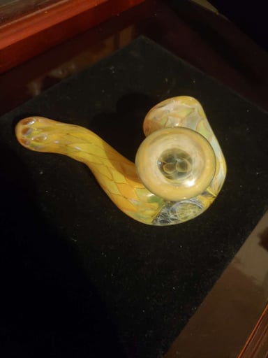 Preview pic of Large shield sherlock