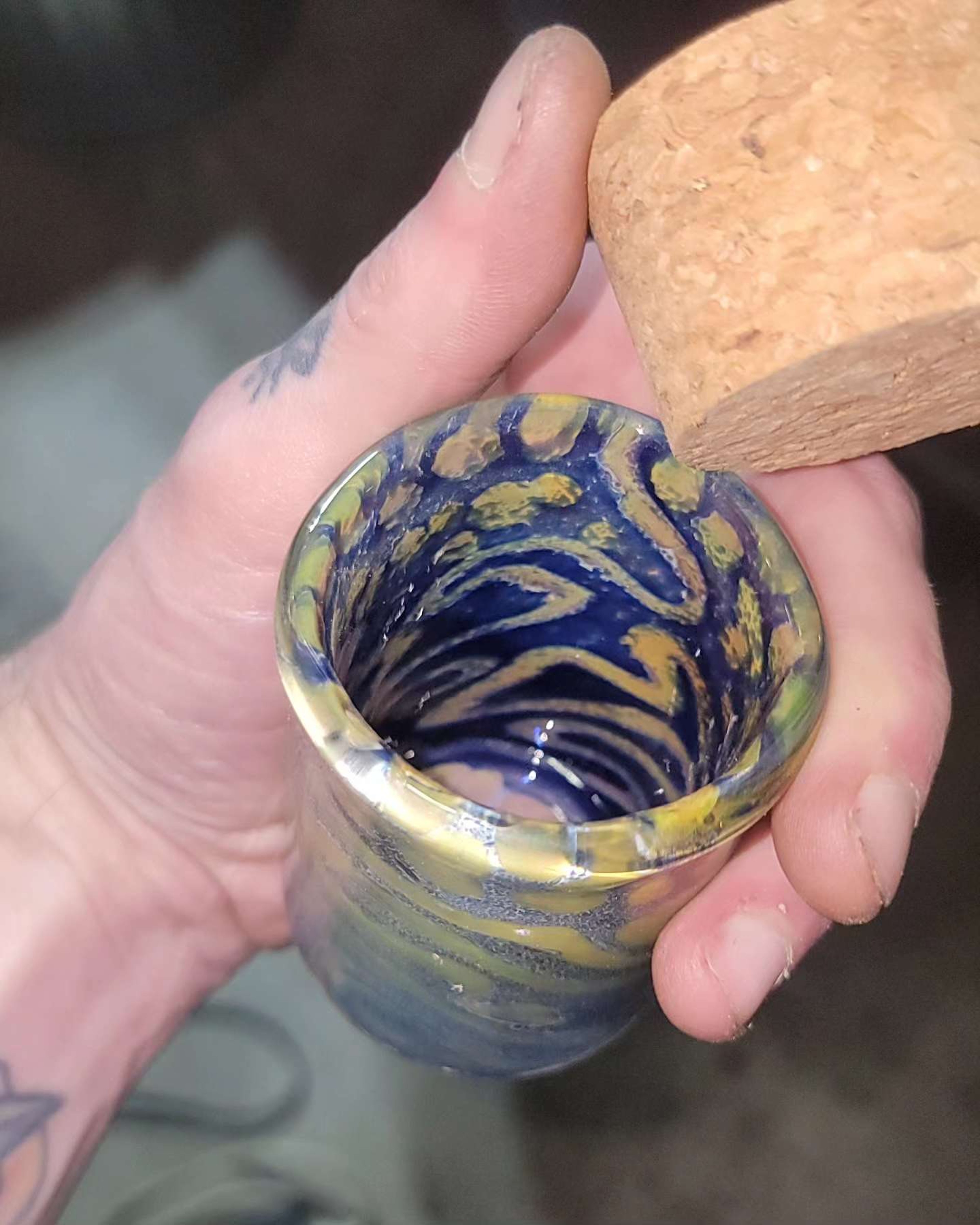 Gold fume work jar image 0