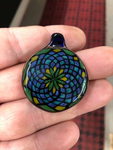 Preview pic of Filla Pendant